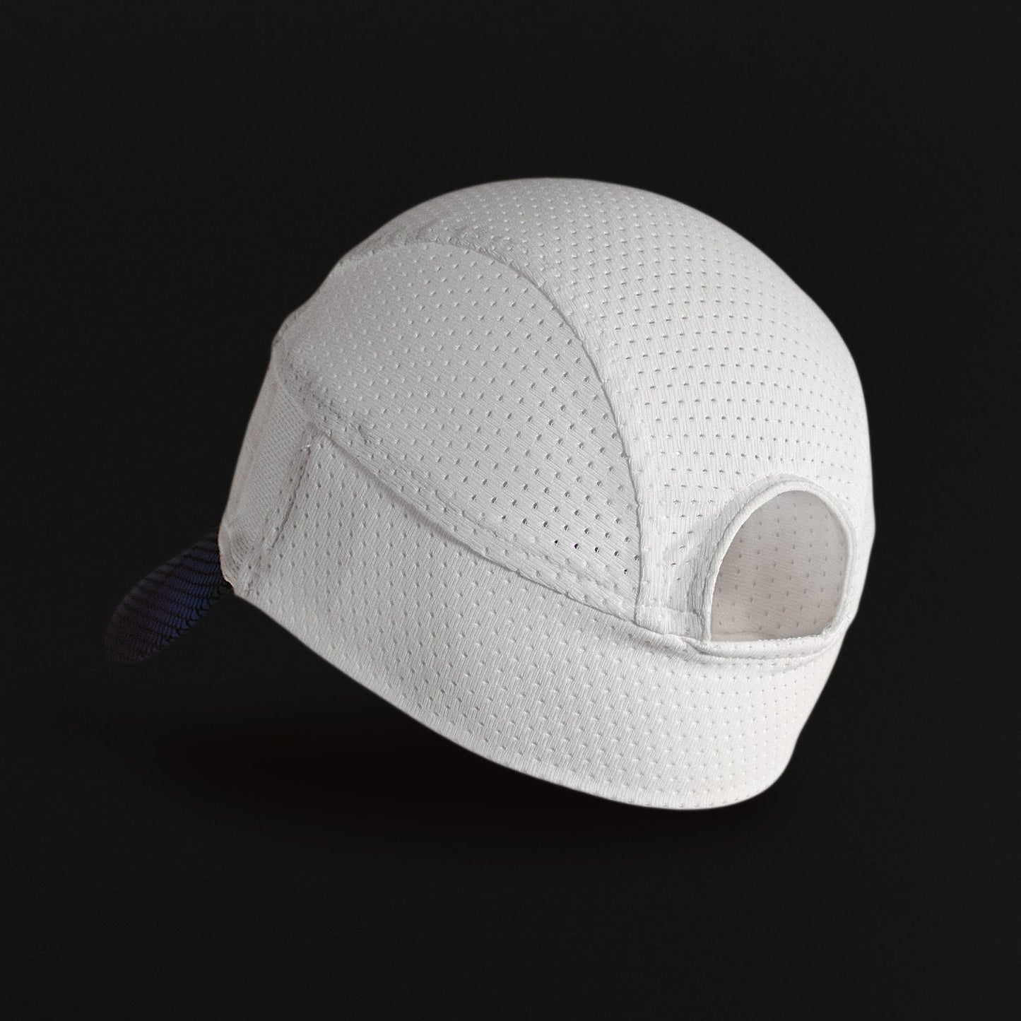 OMIUS white cooling cap for athletes