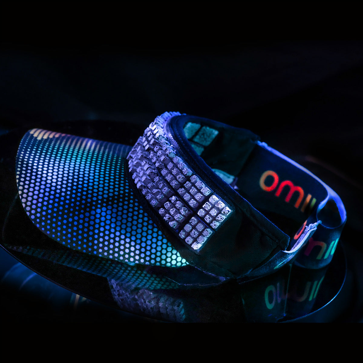 Cooling Headgear – Omius Inc.