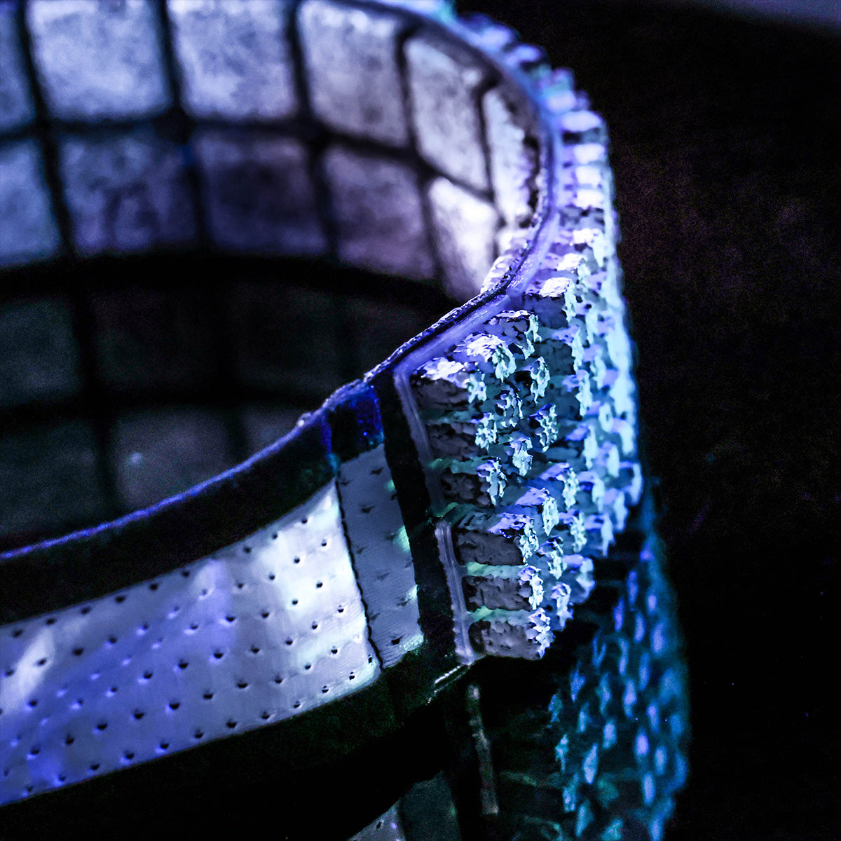 Headband with Cooling Pieces – Omius Inc.